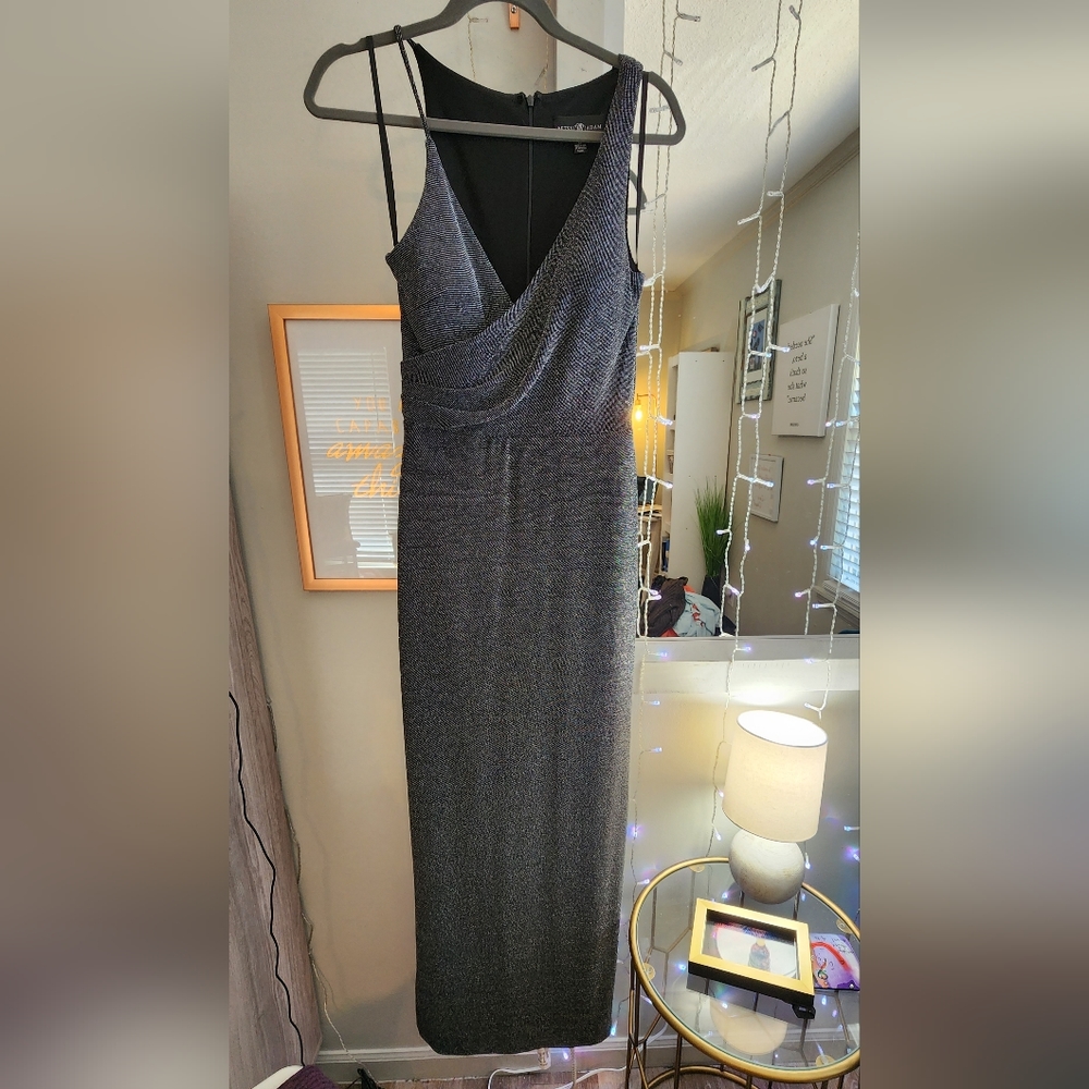 Betsy & Adams Black Metallic Gown Size 8 - Like New! - Picture 5 of 8